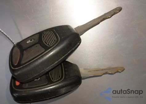 2008 Dodge Dakota Sxt/Bighorn/Lonestar z USA, uszkodzony, nr VIN 1D3HW38N58S590741